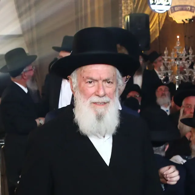 הרב יצחק זילברשטיין שליט"א