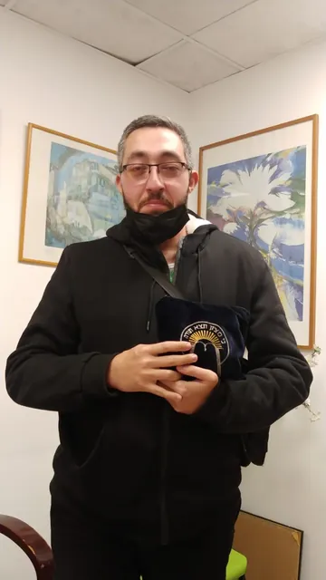 רגעים ממיזם קשר של תפילין